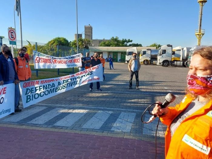 Greve paralisa produção nas usinas de Montes Claros e Candeias