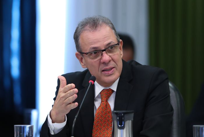 Em evento da Aprobio, Bento Albuquerque destaca peso dos biocombustíveis na transição energética