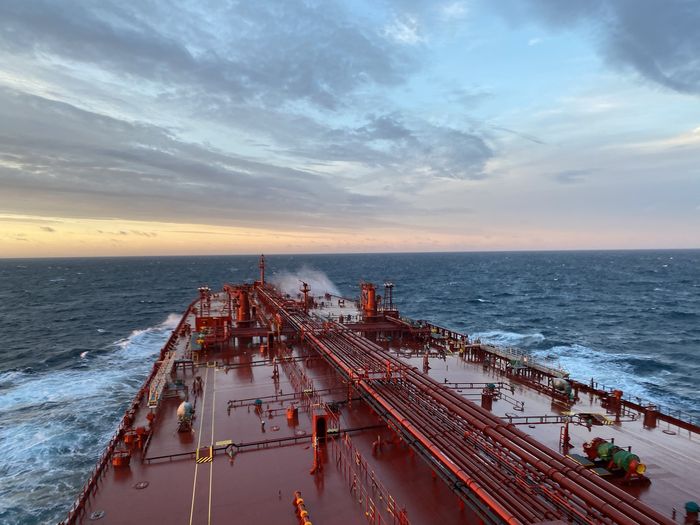 Petróleo recua após relatório da Opep sobre projeções de demanda para 2021