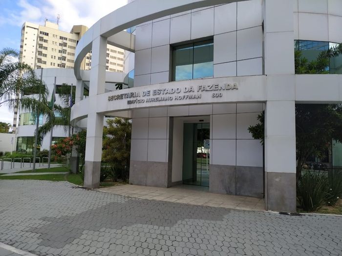 ANP firma acordo contra sonegação no mercado de combustíveis