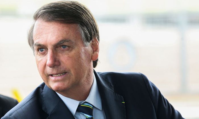 Bolsonaro diz que governo irá trabalhar preço dos combustíveis