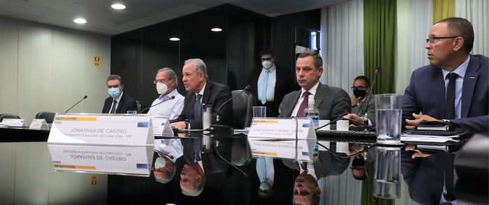 Governo confirma redução da mistura de biodiesel e fim dos leilões