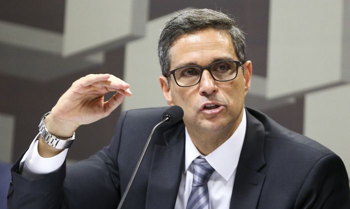 Petrobras repassa preço mais rápido do que grande parte dos países, diz presidente do BC