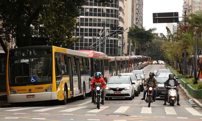 Transporte público está à beira do colapso, diz associação do setor