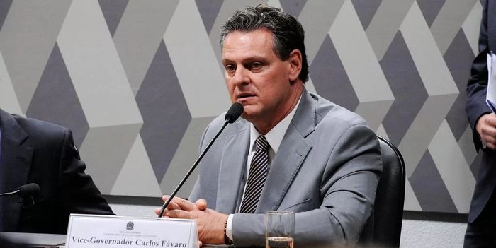 De quantos bilhões você abrirá mão para economizar dois centavos?