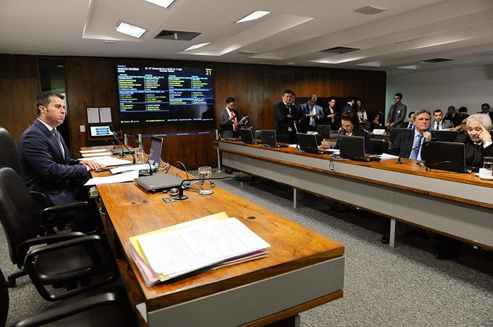 Comissão do Senado debate na terça porcentagem de biodiesel no óleo diesel