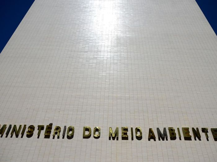 Governo exclui Meio Ambiente de debate sobre mistura de combustível