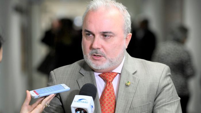 Relator de ICMS de combustíveis no Senado muda texto para buscar apoio de governadores