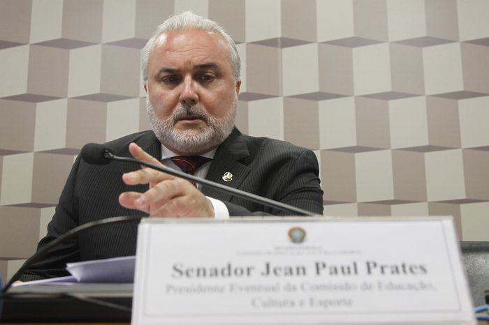 Relator de projetos sobre combustíveis rejeita proposta para reduzir tributos sobre diesel