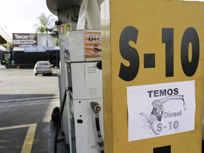 Donos de postos dizem receber metade do diesel solicitado às distribuidoras em Ribeirão Preto