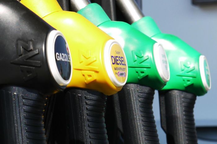 Crise do diesel? Europa vê risco de racionamento com guerra e sanções