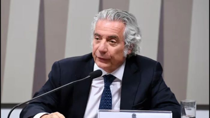 Indicado para Petrobras, Adriano Pires, defendeu conter preços de combustíveis