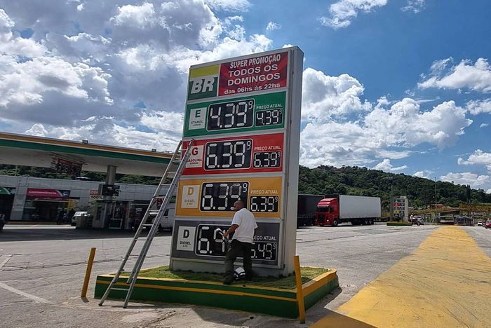 Alta do diesel provoca efeitos negativos em toda a economia global