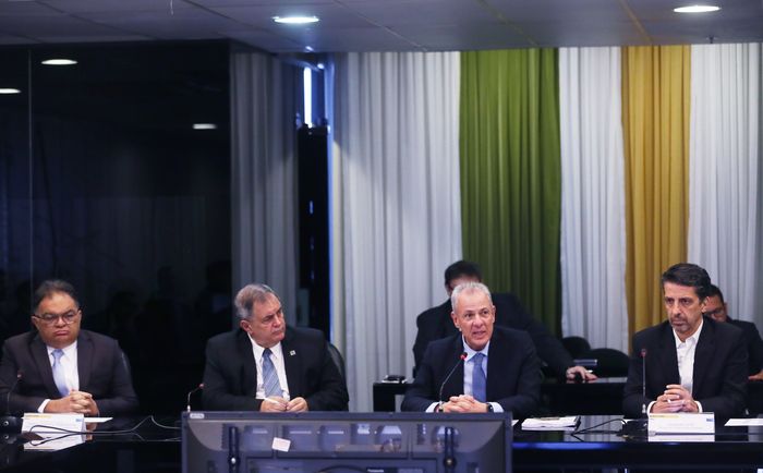 Governo recua e adia decisão sobre mudanças no mercado de biodiesel