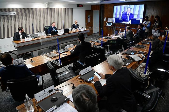 Indicados à ANP são aprovados na CI, após respostas a senadores sobre crise do petróleo