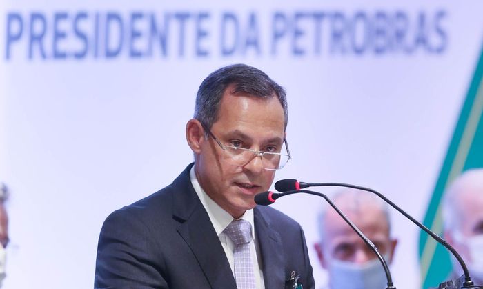 Governo troca de novo presidente da Petrobras