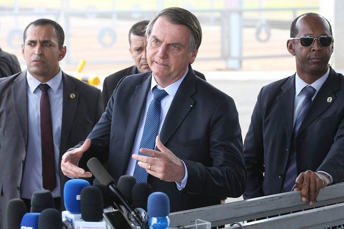 Bolsonaro diz que diesel pode ficar até 1 real mais barato com pacote de medidas