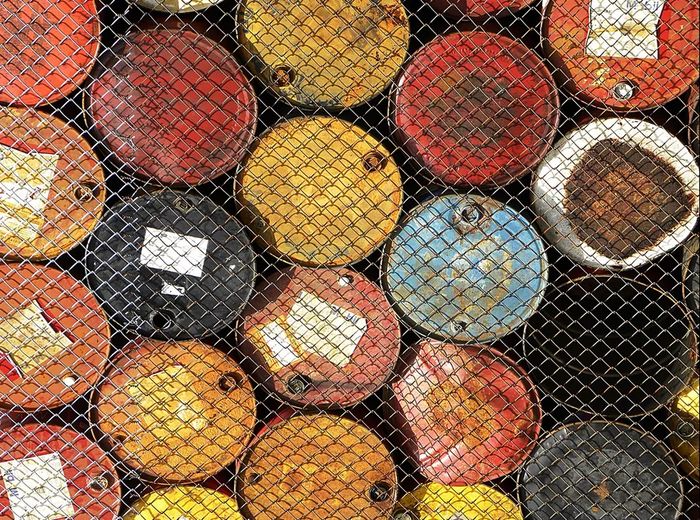 Incerteza econômica volta a derrubar o petróleo