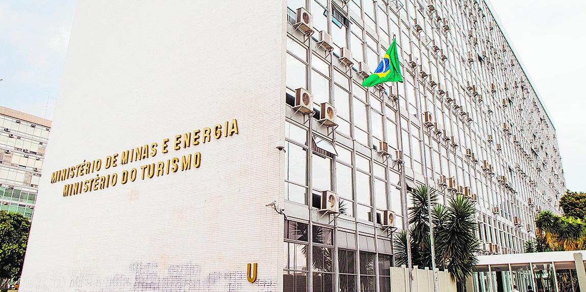 Governo reafirma decisão de manter teor de biodiesel no diesel em 10% para 2022