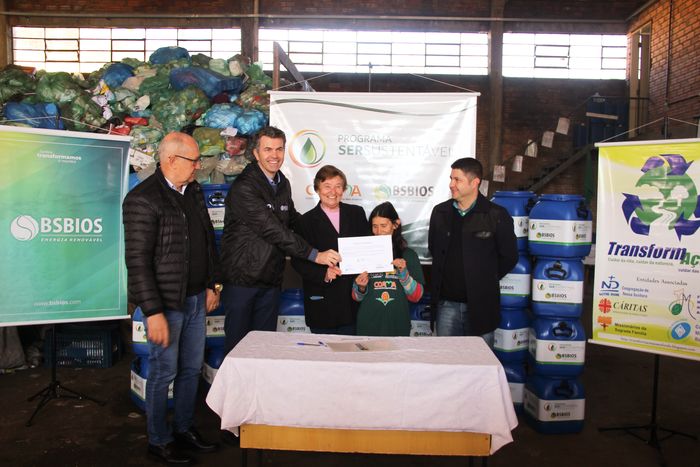 BSBios firma acordo com cooperativas de reciclagem para coleta de óleo usado