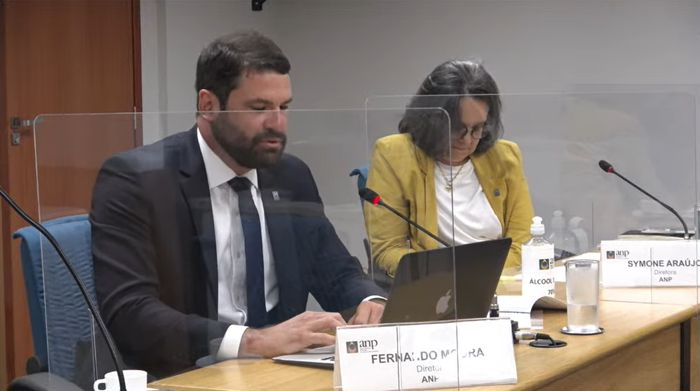 Pedido de vista trava resolução que previa aumento dos estoques de diesel