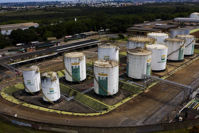 Preço de diesel pode subir com mudança em regra para estocagem do combustível