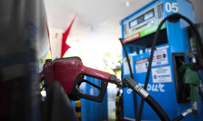 Preço do diesel recua 4,65% no Brasil em agosto, diz Ticket Log
