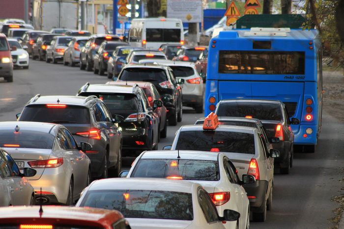 Emissão de carbono nos transportes deve cair em dez anos, projeta EPE