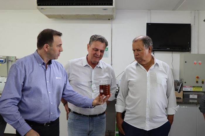 Ministro visita planta de usina de biodiesel no RS e defende política para setor