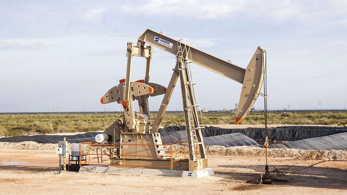Petróleo fecha no nível mais baixo desde dezembro de 2021