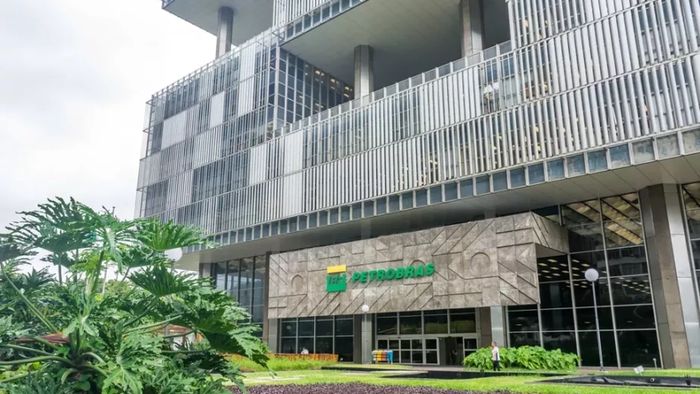 Conselho da Petrobras deve aprovar renovação da diretoria nesta quarta-feira