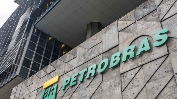 Conselho da Petrobras deve analisar suspensão da venda de ativos
