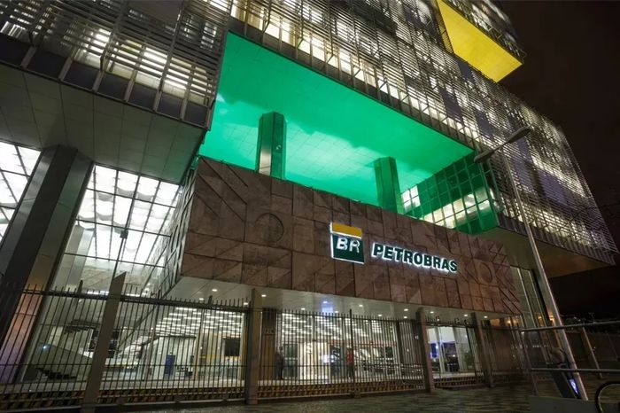 Petrobras se opõe ao MME sobre política de preços