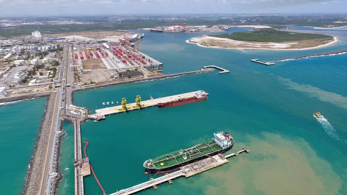 Tradings de Hong Kong viabilizam importação de diesel russo pelo Brasil 