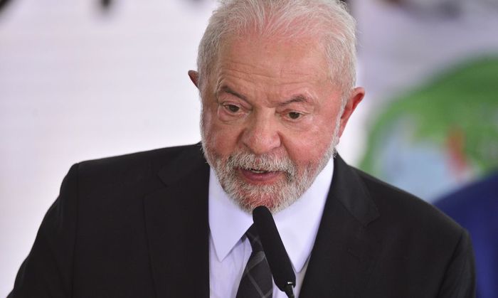 Lula repete Bolsonaro e elege candidatos rejeitados para conselho da Petrobras