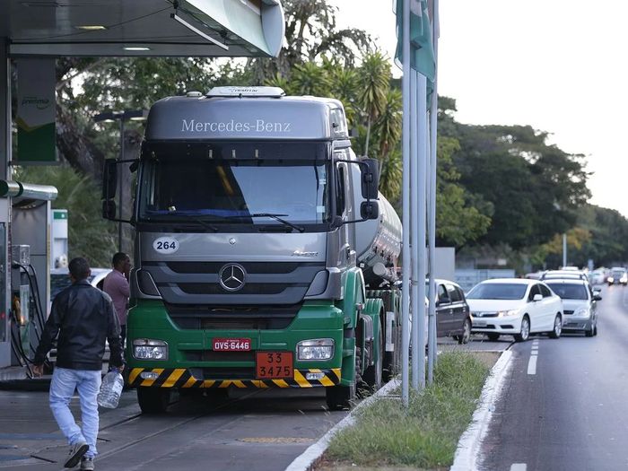 Vendas de óleo diesel bateram – por pouco – recorde em março