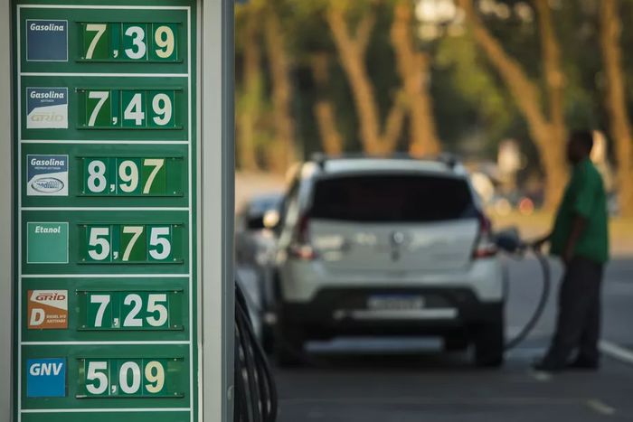 Preço do diesel caiu 1,9% na primeira quinzena de julho, informa Ticket Log