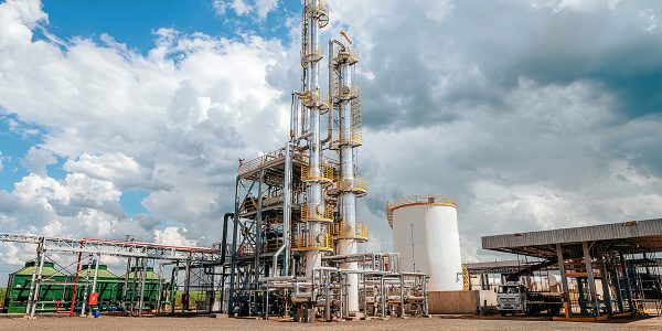 Tributação pode levar refinaria paulista a parar produção de combustível