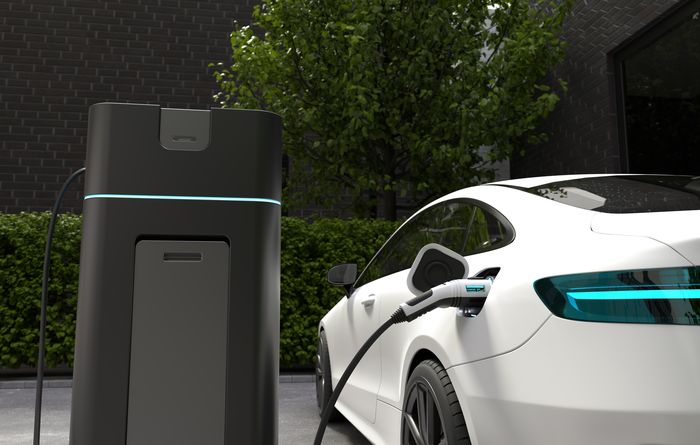 Reino Unido adia proibição de veículos a gasolina e diesel