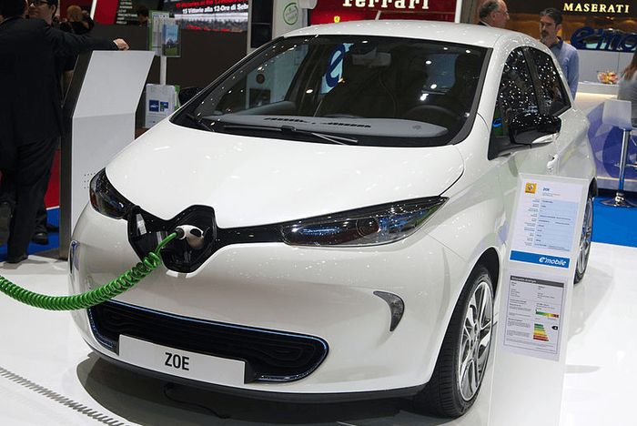 Renault acelera no carro elétrico, mas vê transição longa no Brasil
