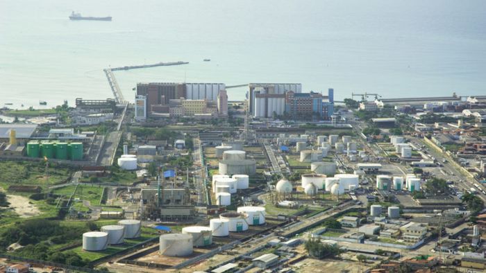 'Cancelamento de venda de refinaria pela Petrobras é tiro no pé', diz presidente da Refina Brasil