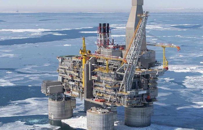Rússia segue coordenação da Opep+ e corta produção de petróleo no 2° trimestre