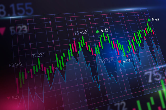 Petróleo tem melhor mês para o consumidor em seis anos; hoje cai 0,75%