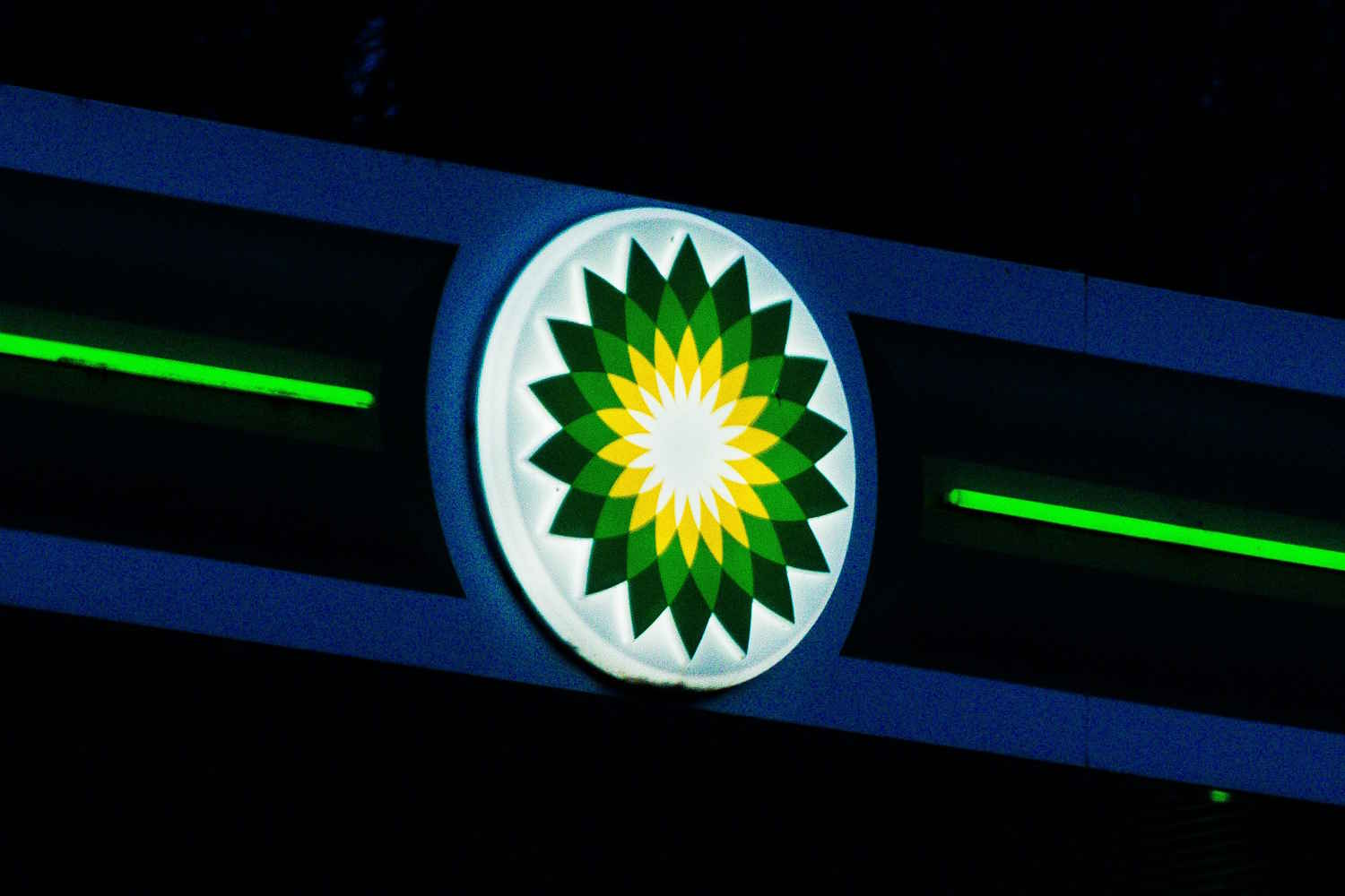 Lucro trimestral da BP dobra para mais de US$ 5 bilhões após alta nos preços do petróleo