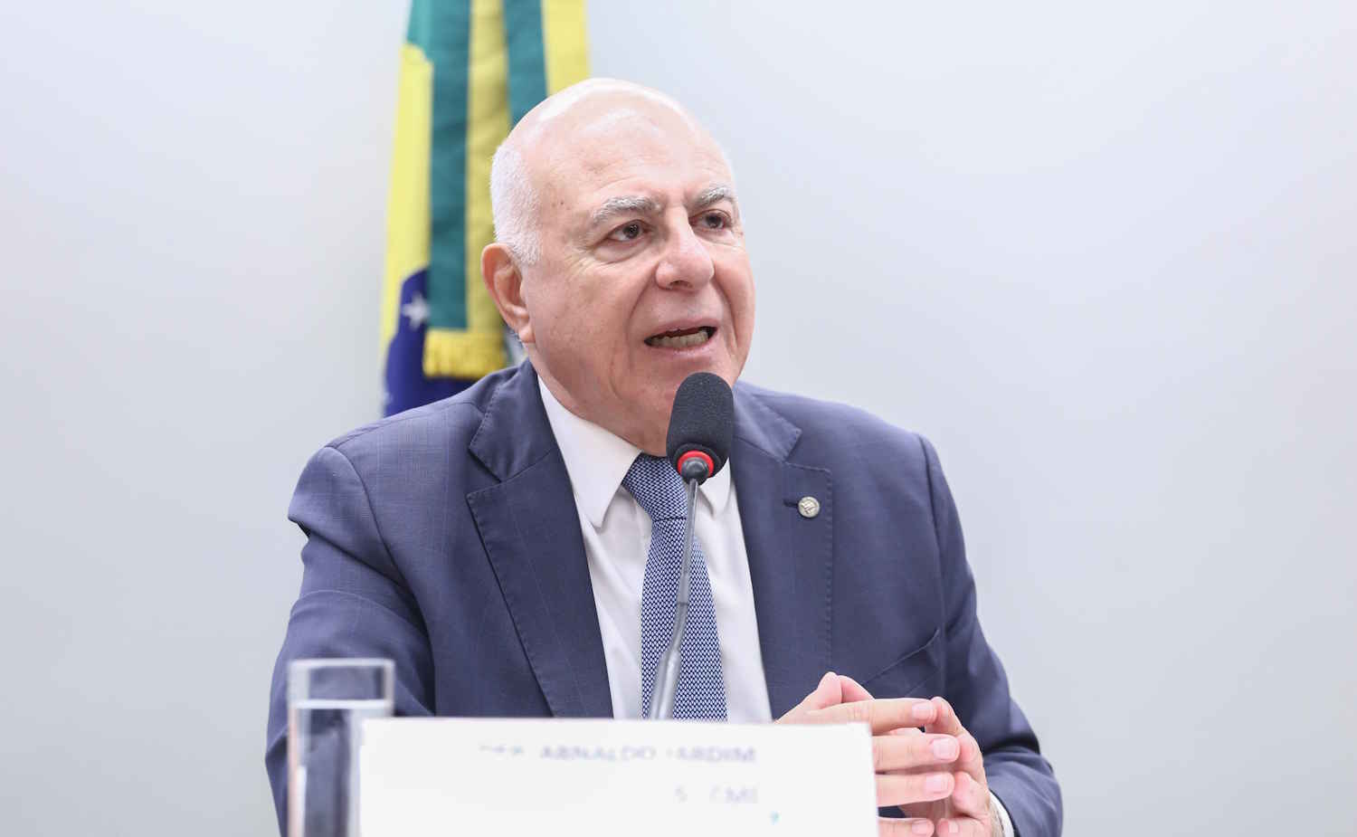 Deputados buscam governo para votar PLP dos Combustíveis na próxima semana