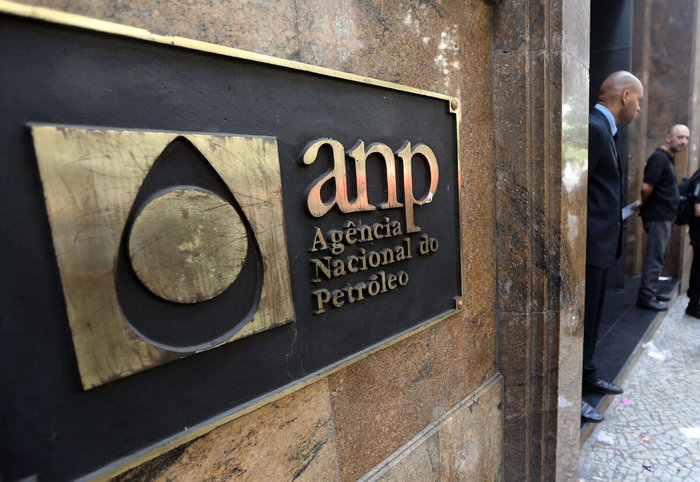 ANP vai regulamentar regra que endurece fiscalização da mistura obrigatória 