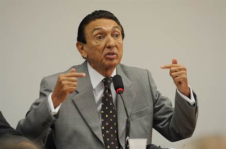 Frente Lobao_010713