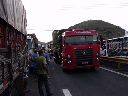[Atualizada] Greve de caminhoneiros afeta produção de biodiesel