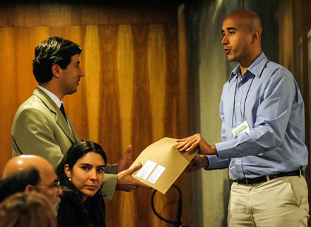 Leilao entrega documentos