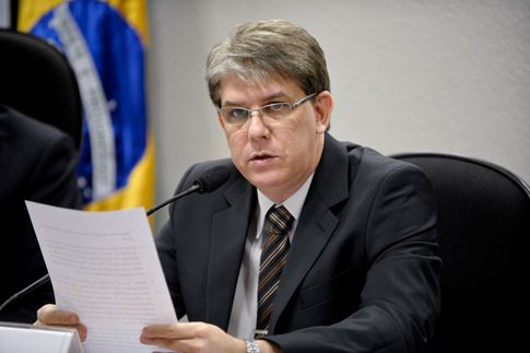 WaldyrBarroso diretoria_ANP_021013